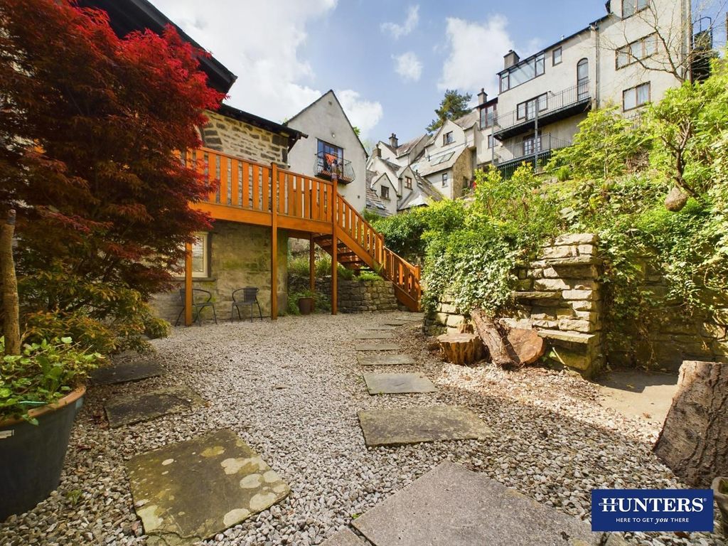 Property photo 3 of 18 Cam01910G0-Pr0048-Still008.Jpg