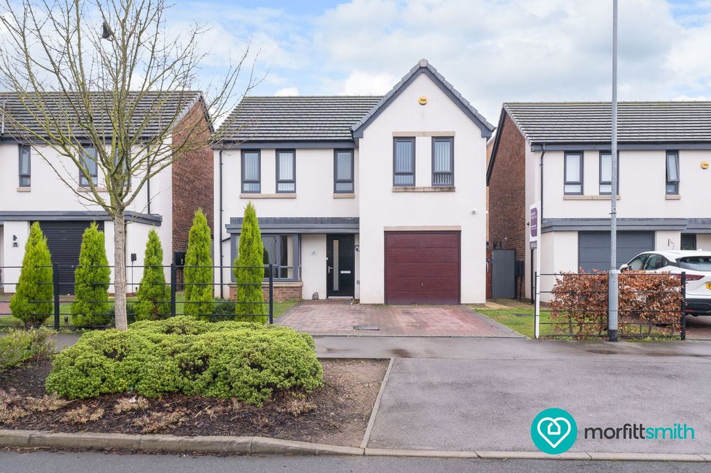 Property photo 1 of 27