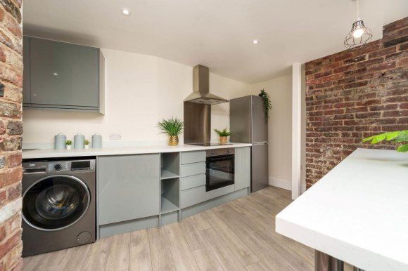 Property photo 3 of 6 Angle Apt 4-2.Jpg