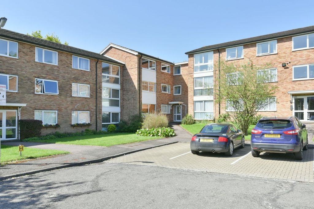 Property photo 1 of 18