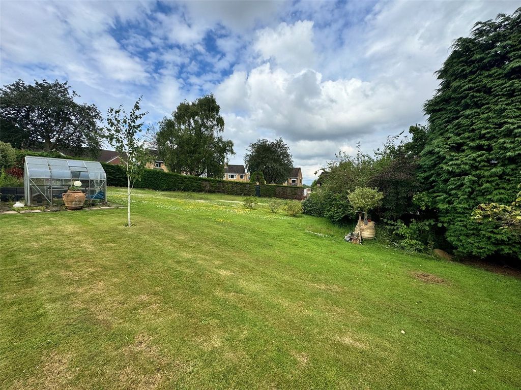 Property photo 3 of 4 Picture No. 01