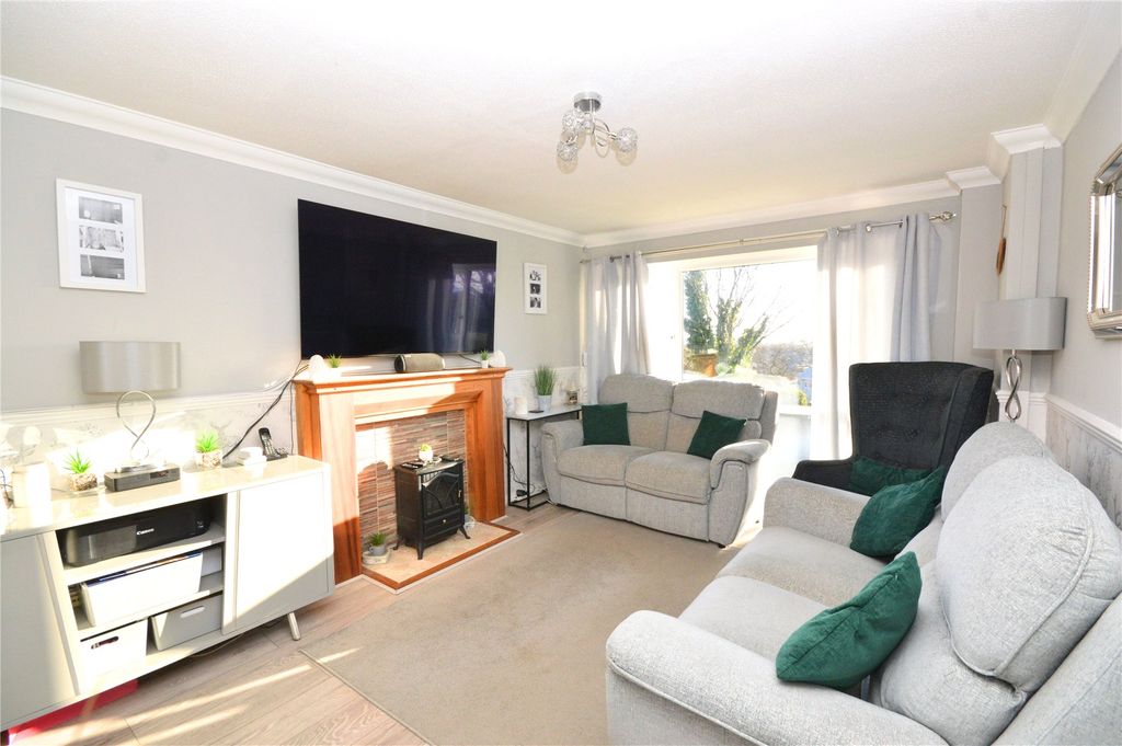 Property photo 2 of 16 Picture No. 05