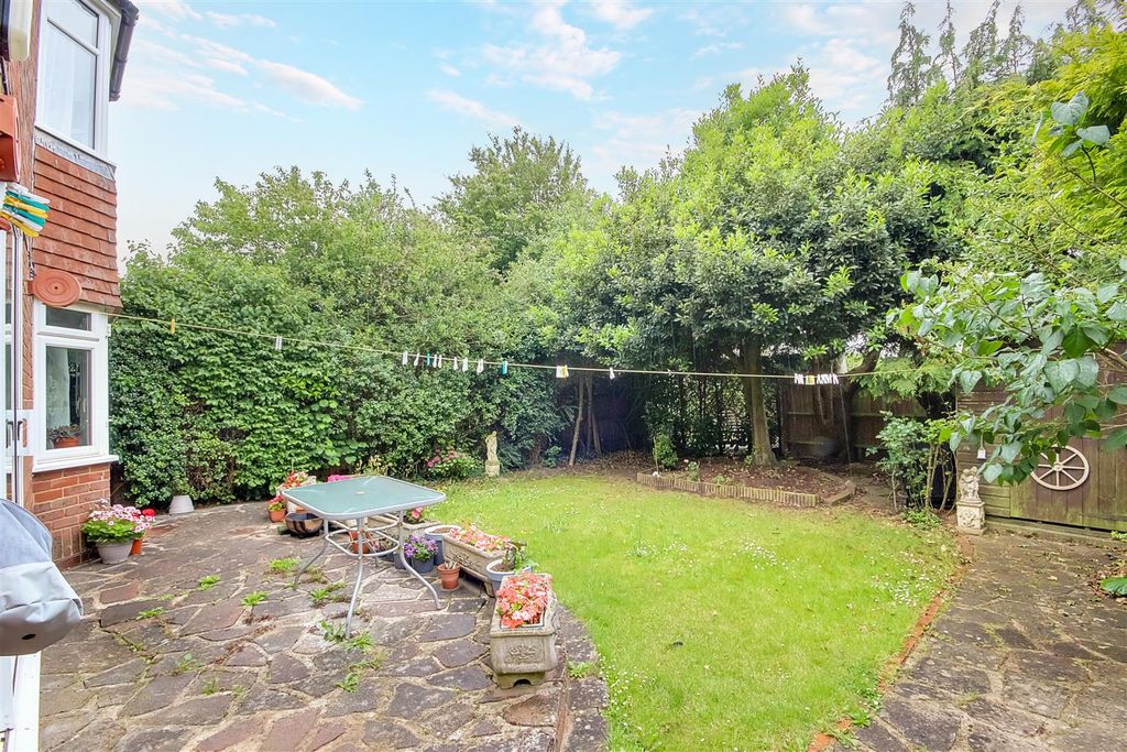 Property photo 2 of 16 Img_0044-Img_0046.Jpg