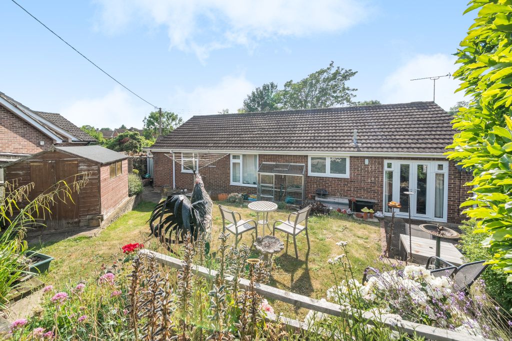 Property photo 2 of 28
