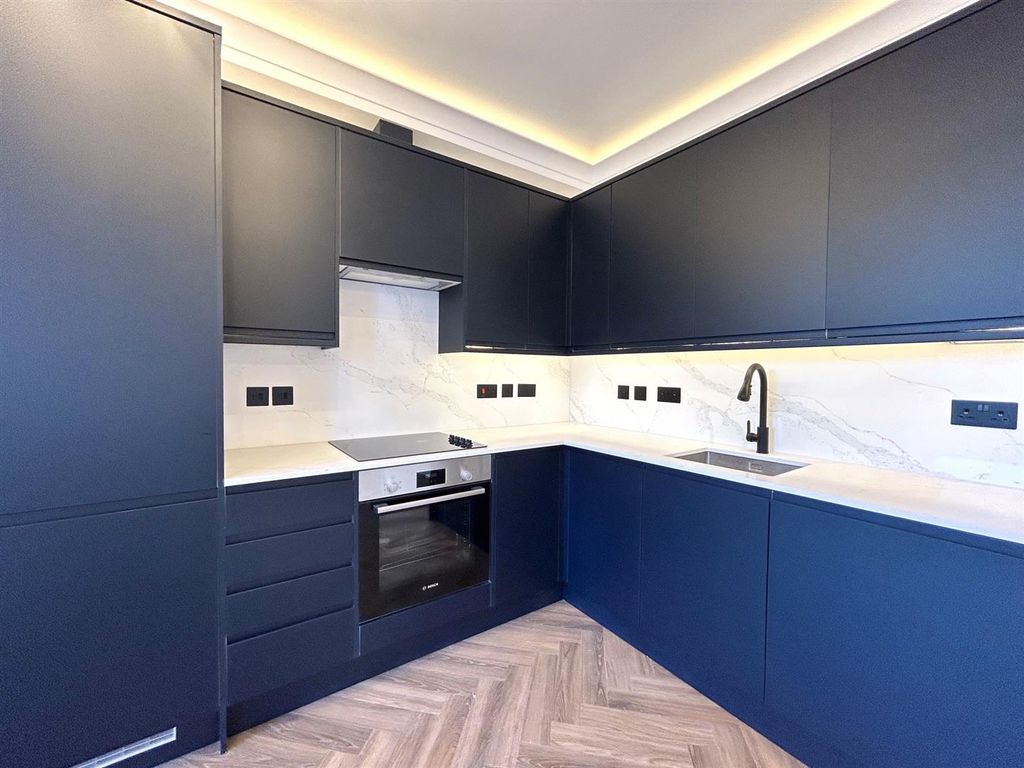 Property photo 3 of 9 Kitchen.Jpg