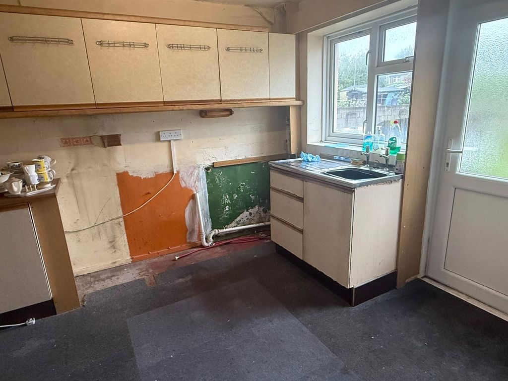 Property photo 3 of 14 Not Specified