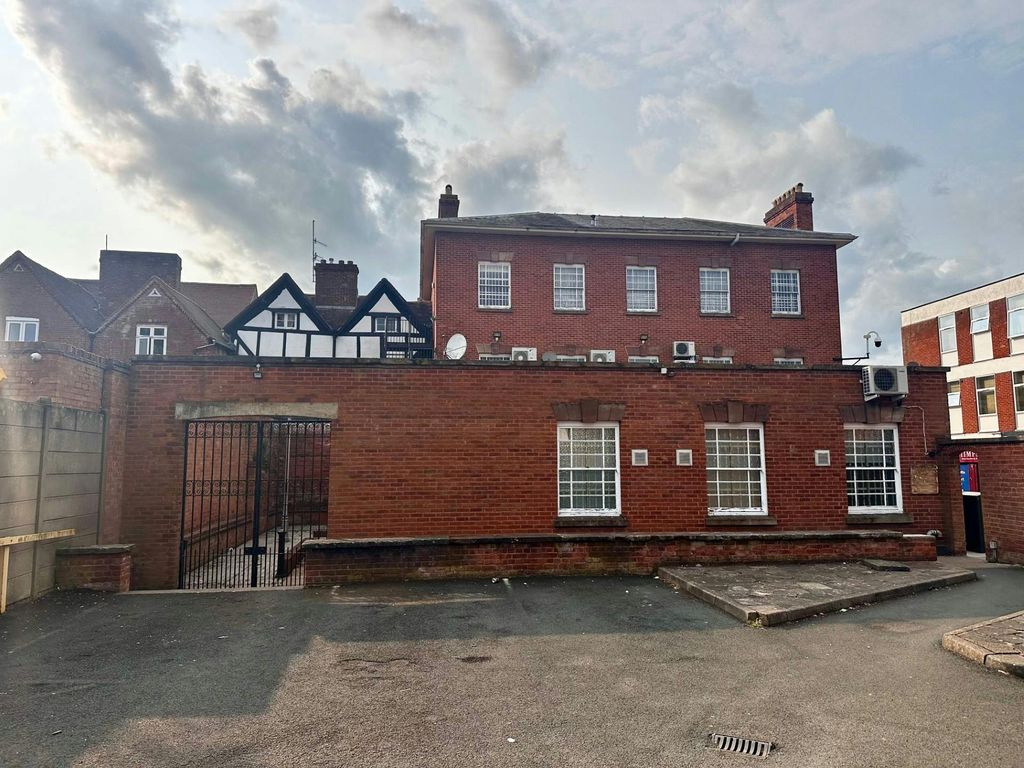 Property photo 3 of 9 Photo 8.Jpg