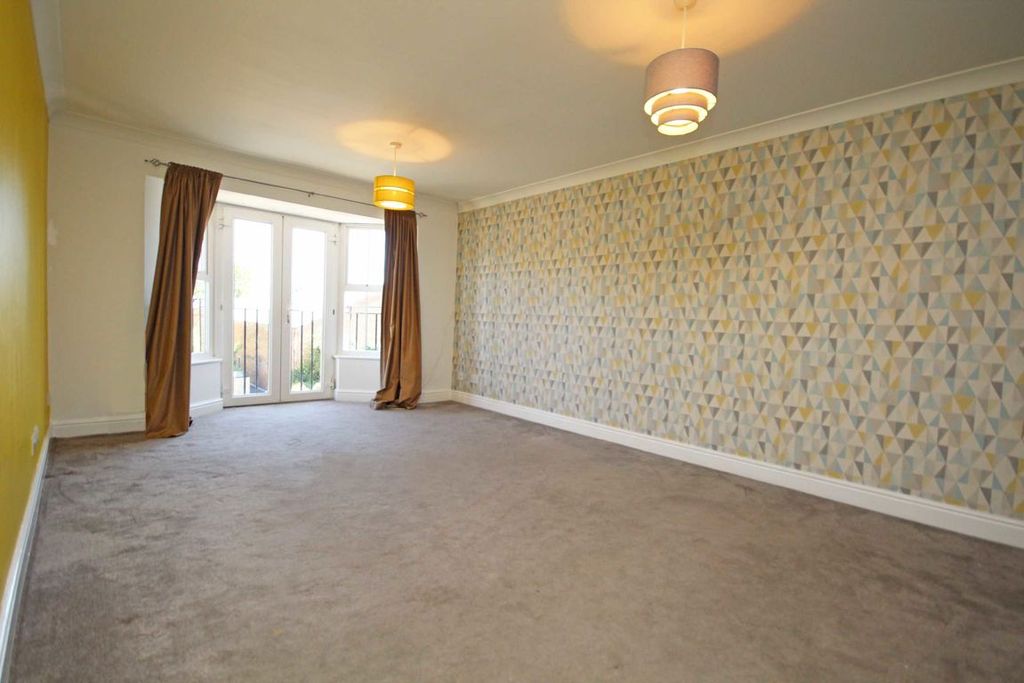 Property photo 2 of 4