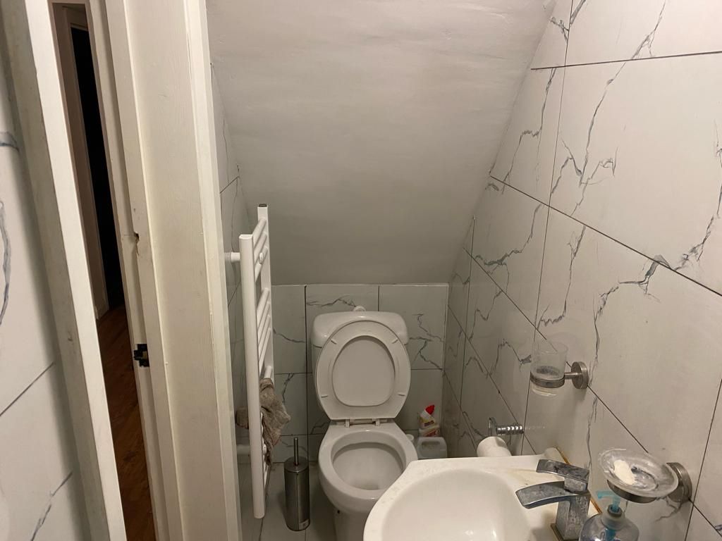 Property photo 3 of 20