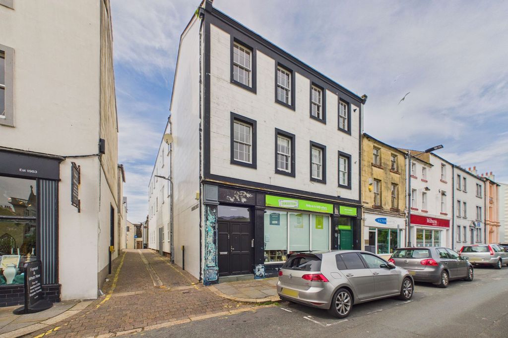 2 bed flat for saleChurch Street, Whitehaven CA28