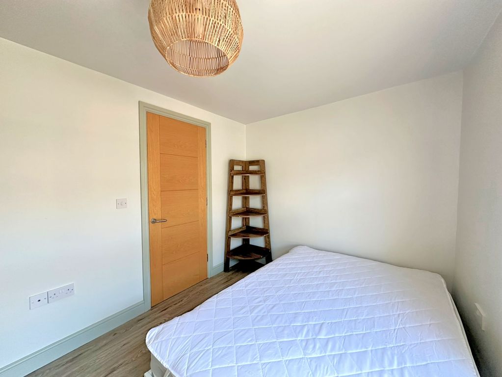 Property photo 2 of 19 Bedroom 1.2