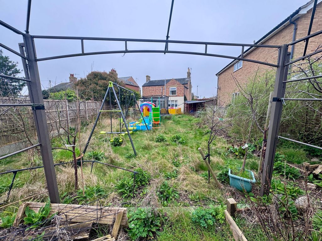 Property photo 3 of 16