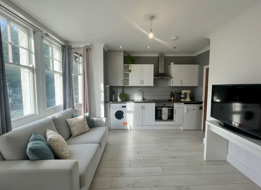 Property photo 2 of 7