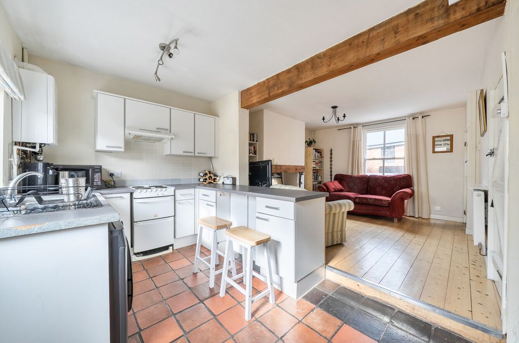 Property photo 2 of 18 1463132-9-6A058Ca...