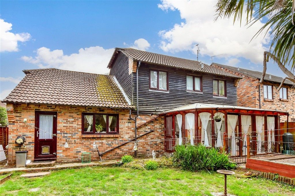 Property photo 1 of 18 Rear Garden