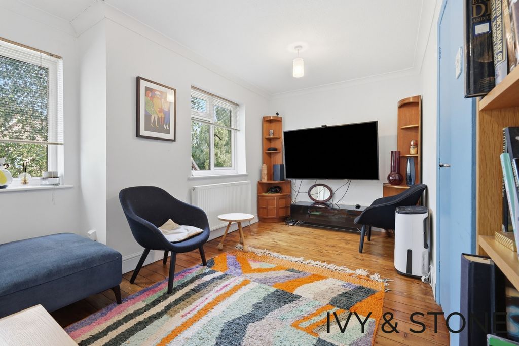 Property photo 2 of 23 5234831