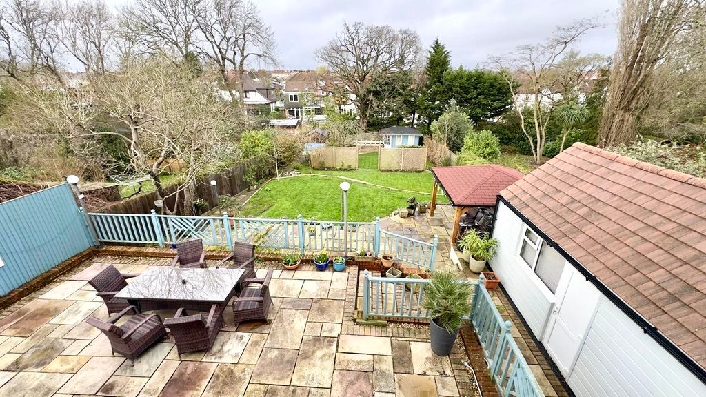 Additional image 14 of 5 bed detached house for saleBlackbrook Park Avenue, Fareham PO15