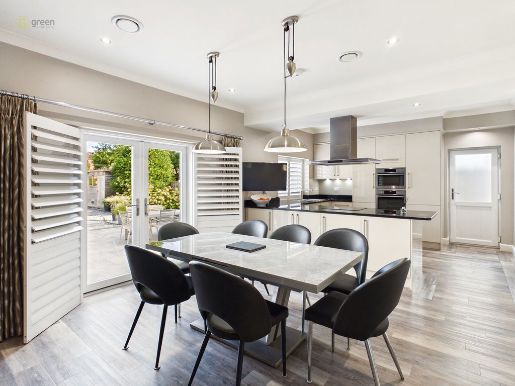 Property photo 3 of 58 1526