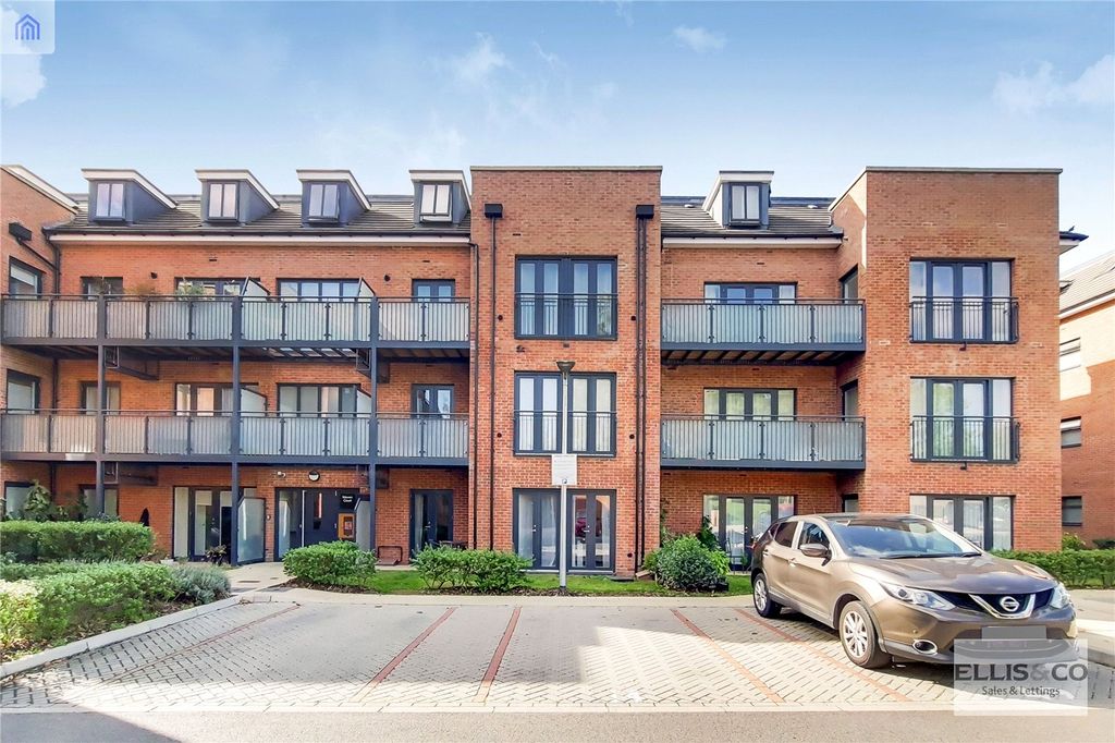 Property photo 1 of 12 Picture No. 02