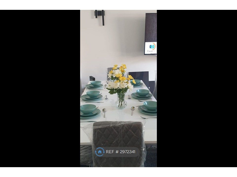 Property photo 1 of 4 Dining Area
