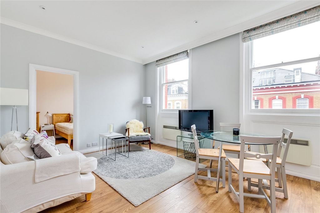 Property photo 1 of 6