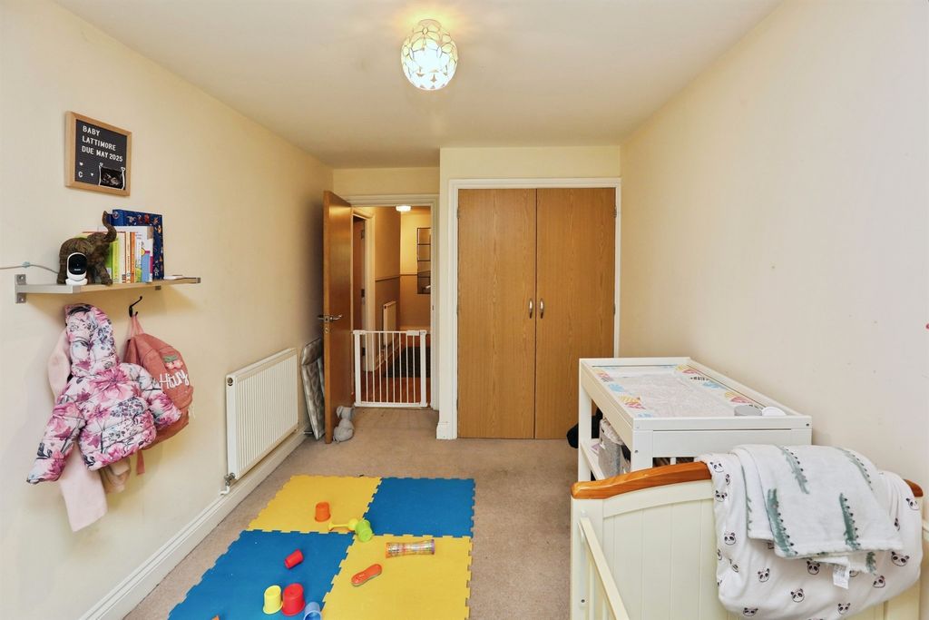 Additional image 15 of 2 bed flat for saleThe Avenue, Fareham PO14
