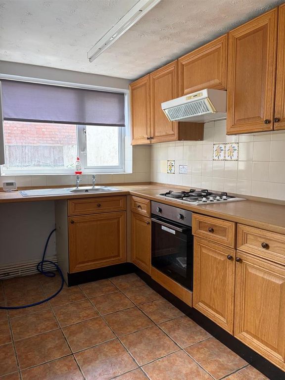 Property photo 3 of 9 Cbd8834F-F0d2-4Ae9-B809-c64984868cd1.Jpeg