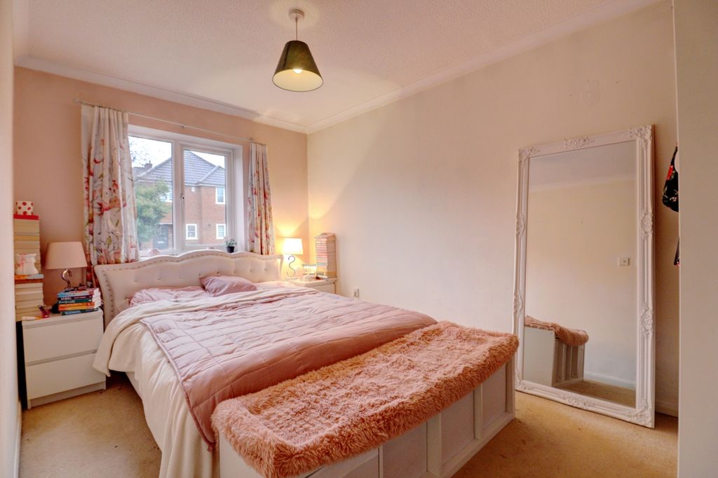 Property photo 3 of 6 Picture No. 06