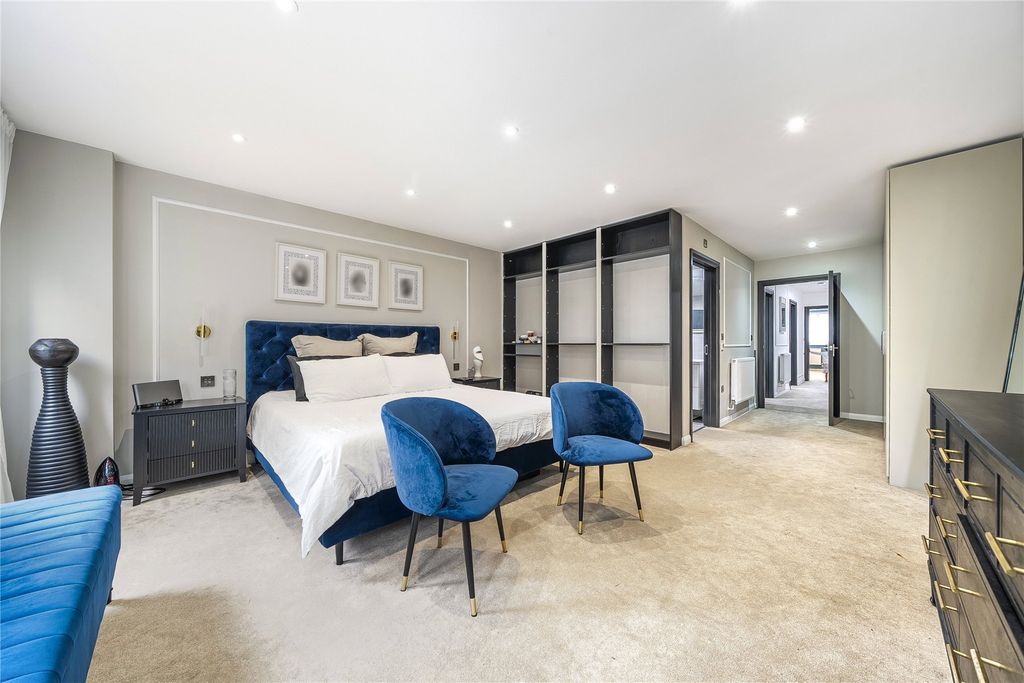 Property photo 3 of 16 Picture No. 29