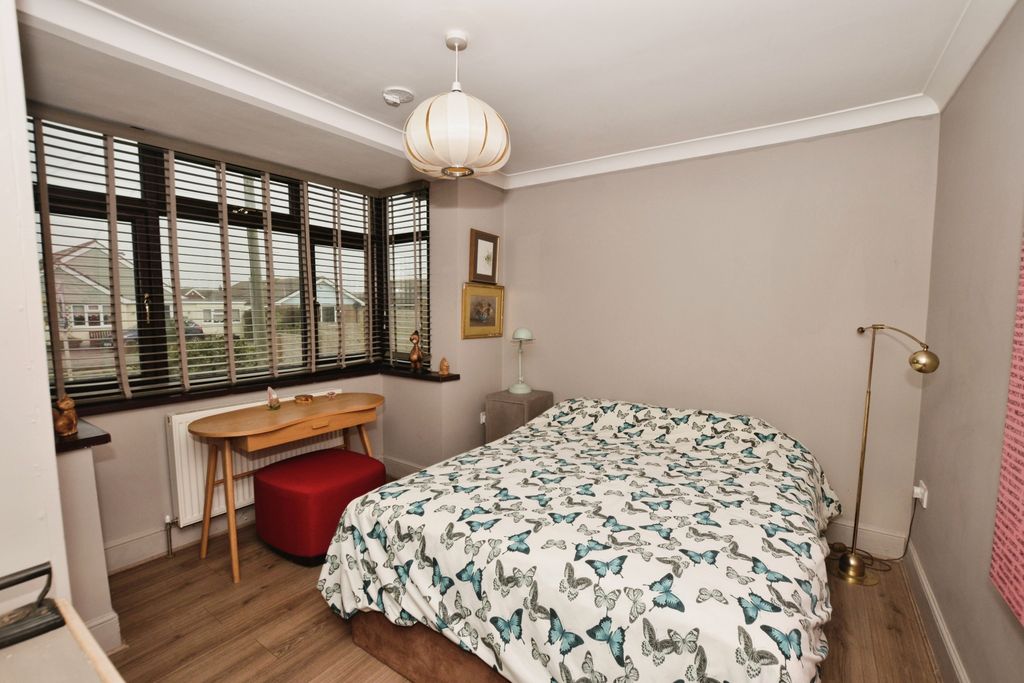 Property photo 3 of 17 Photography