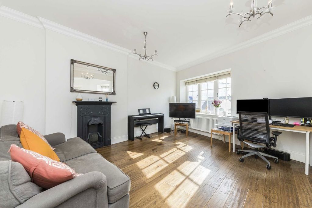 Property photo 2 of 5