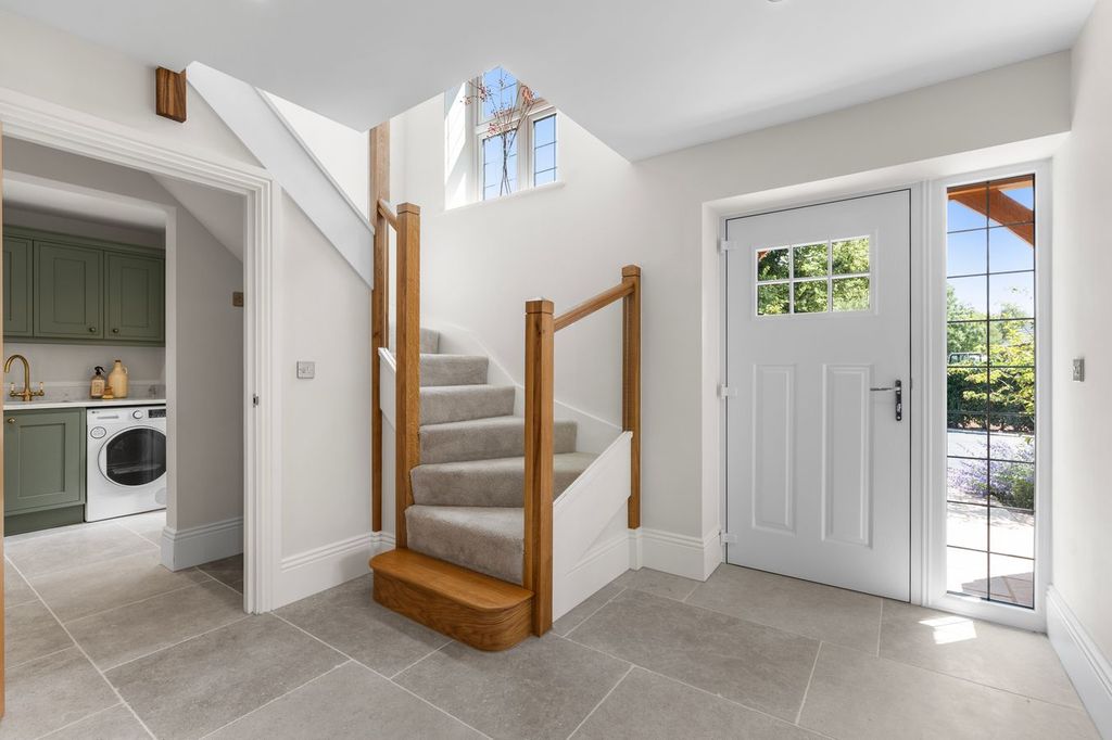 Property photo 3 of 8 Typical Lockley Home