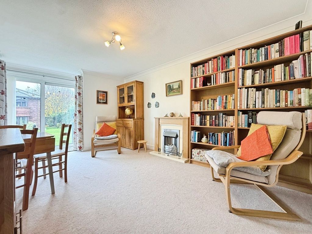 Property photo 3 of 14