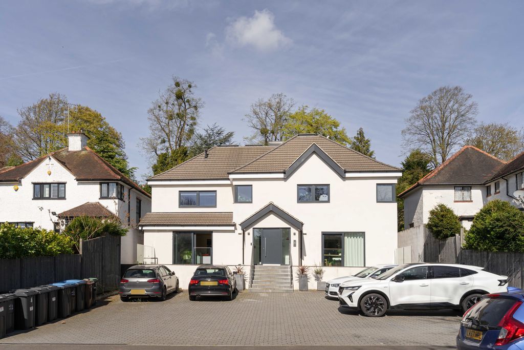 Property photo 3 of 15 Photo 15