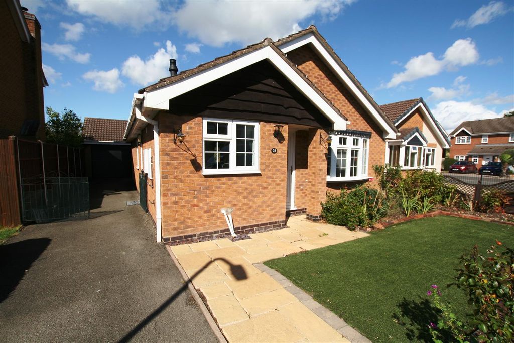 Property photo 1 of 7 Lobeliaclose,20Front.Jpg