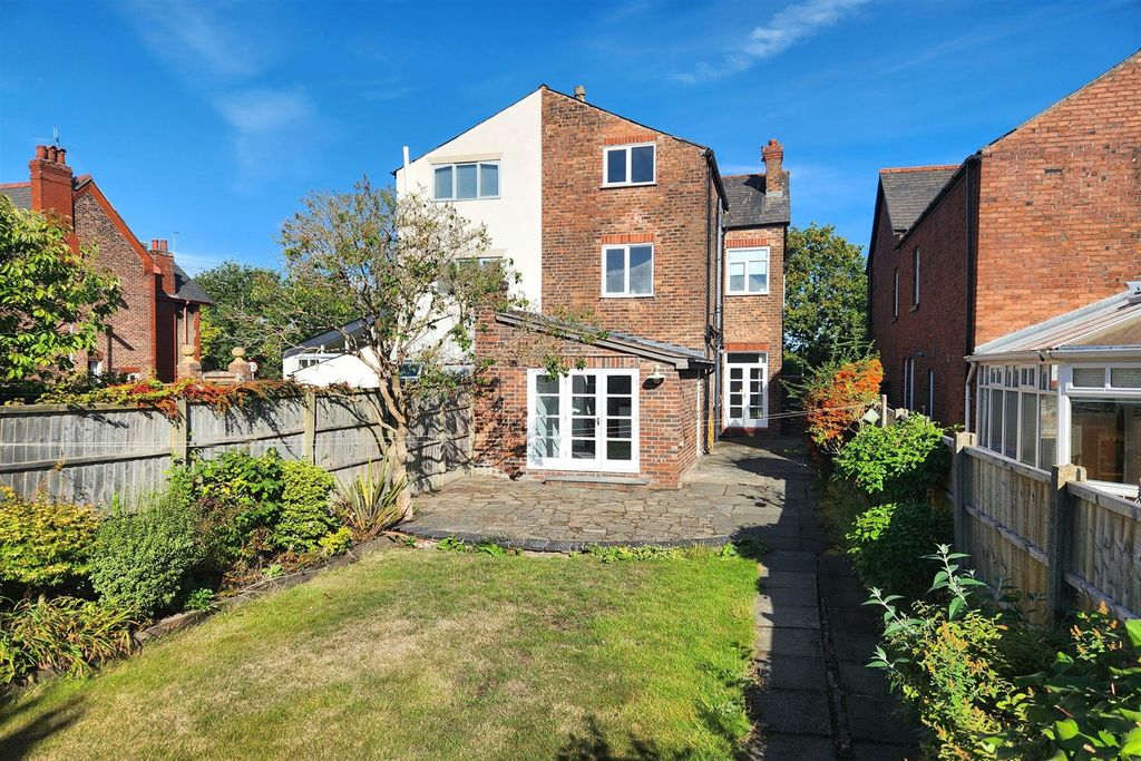 Property photo 1 of 20 (Main)