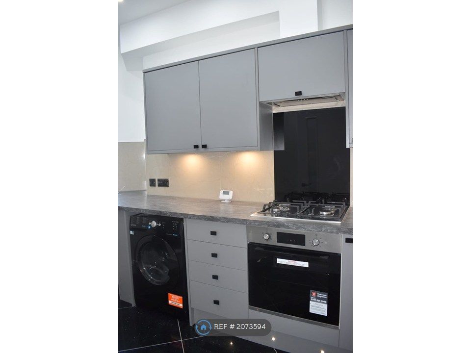 Property photo 1 of 34 Kitchen