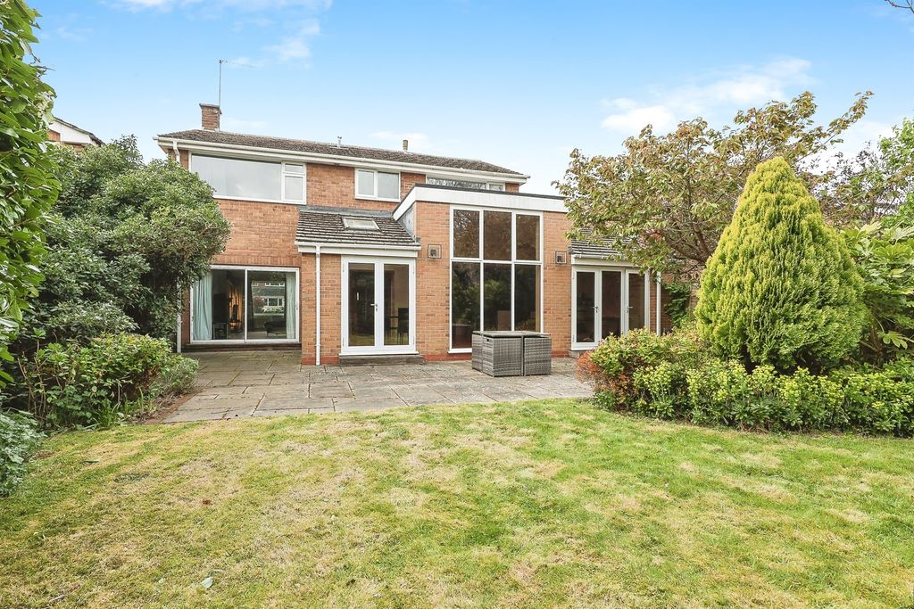 Property photo 3 of 17
