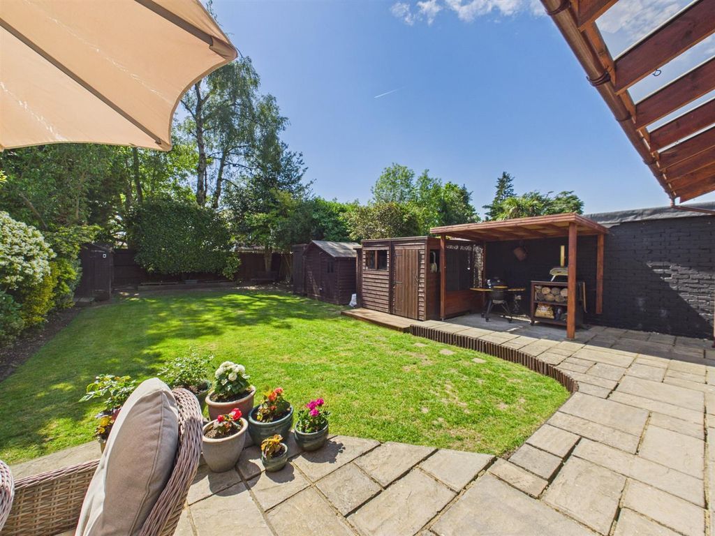 Property photo 3 of 27 54Fc8A42B8Ef4219Aa2c47Fdb3Ec4Ea5_100_Cam05080G0-Pr