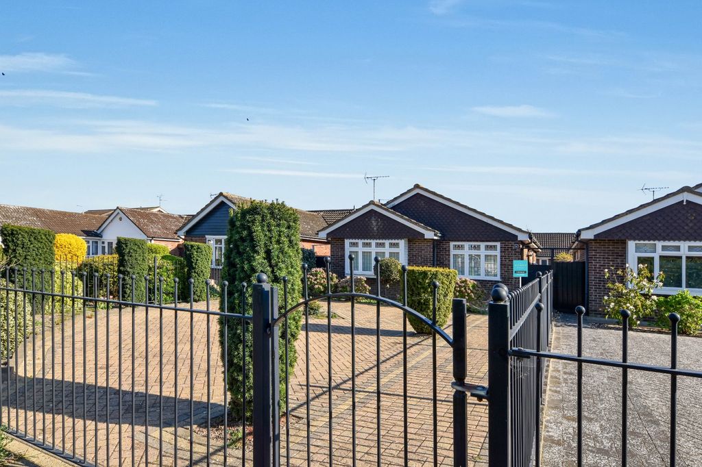 Property photo 1 of 28 Picture No. 15