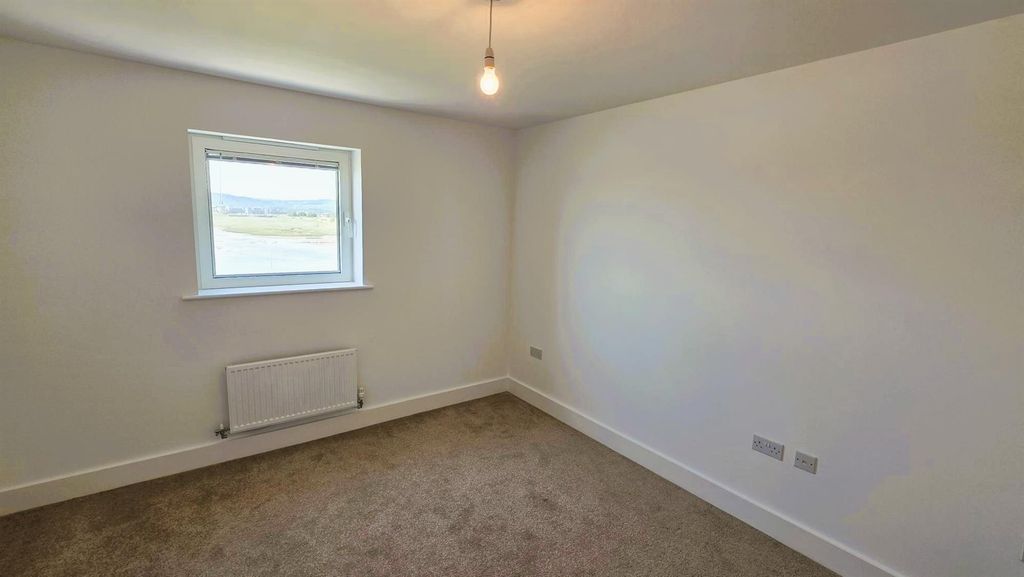 Additional image 9 of 2 bed flat for saleBwlchygwynt, Llanelli SA15