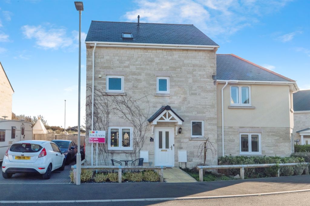 Property photo 3 of 14