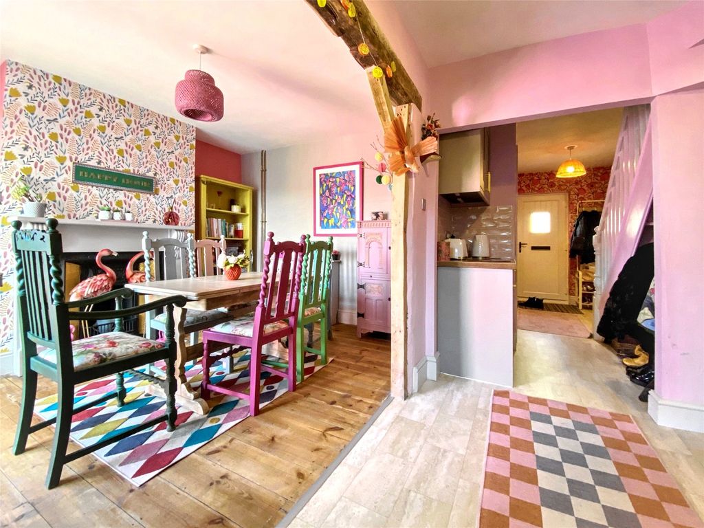 Property photo 2 of 25 Picture No. 03