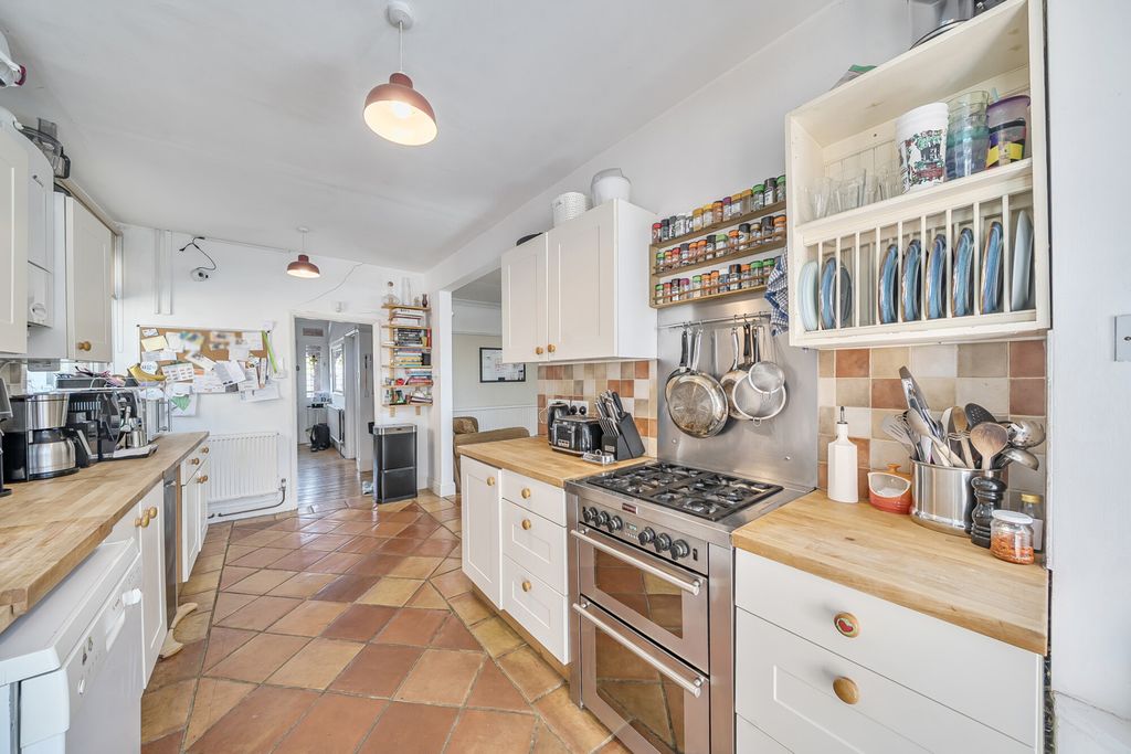 Property photo 3 of 23 1347727-17-68B598...