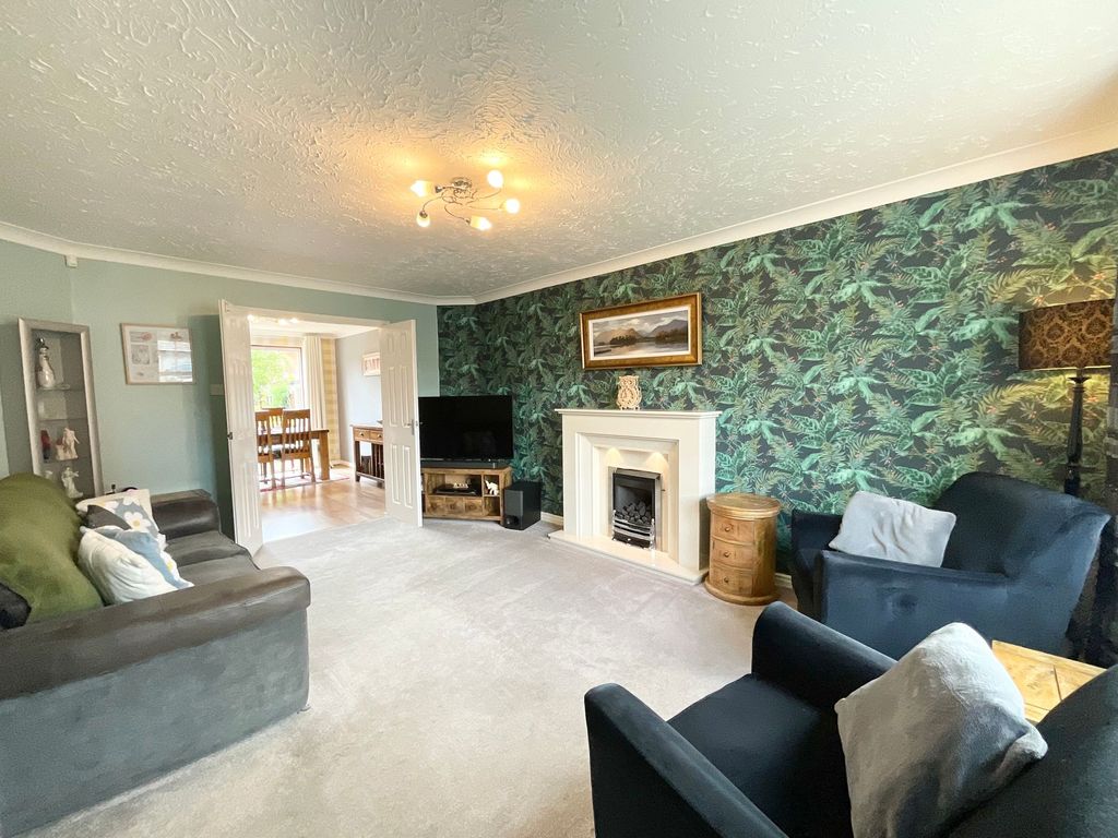 Property photo 2 of 24