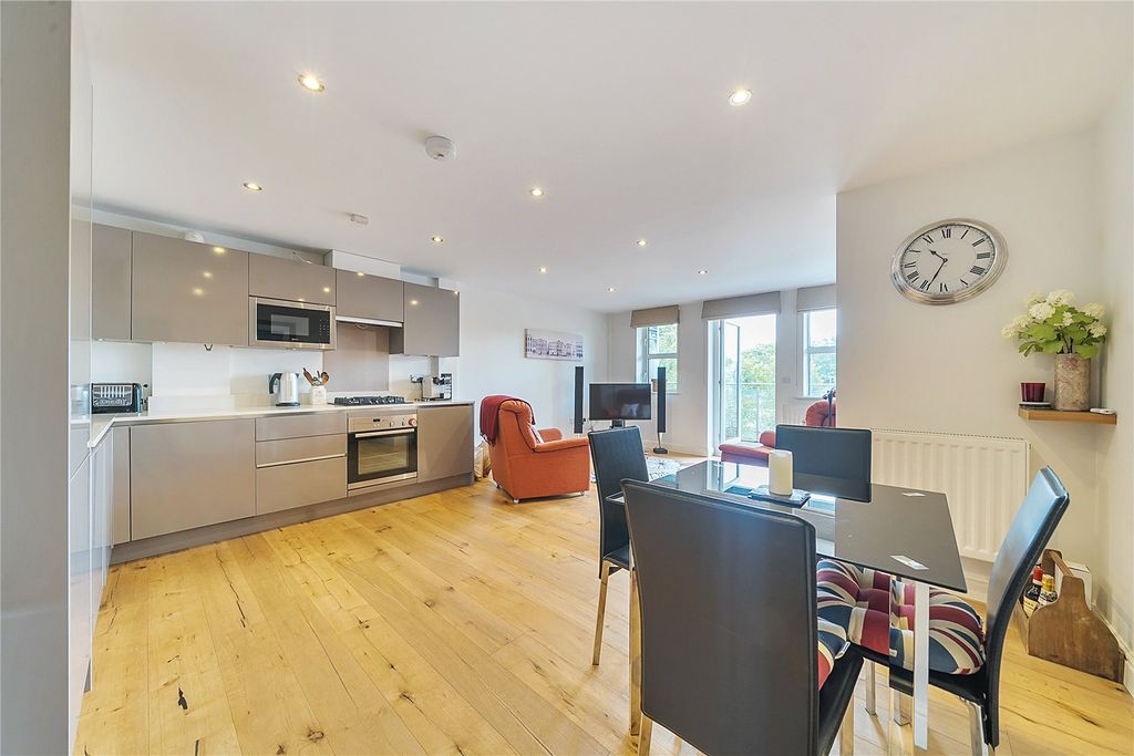 Property photo 1 of 21 Picture No. 26