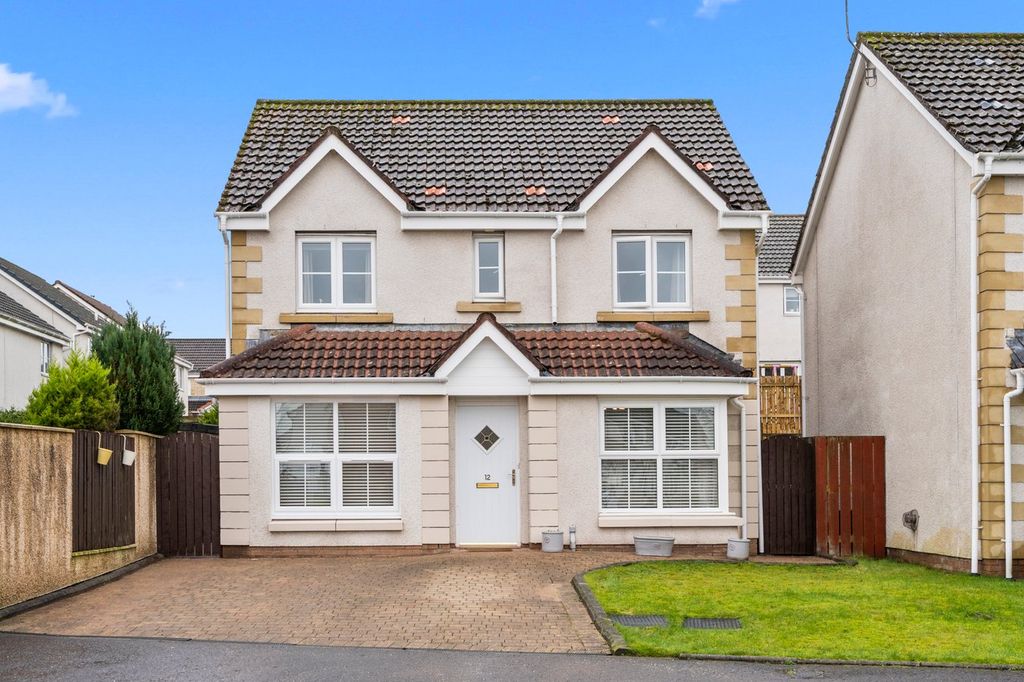 Property photo 1 of 27