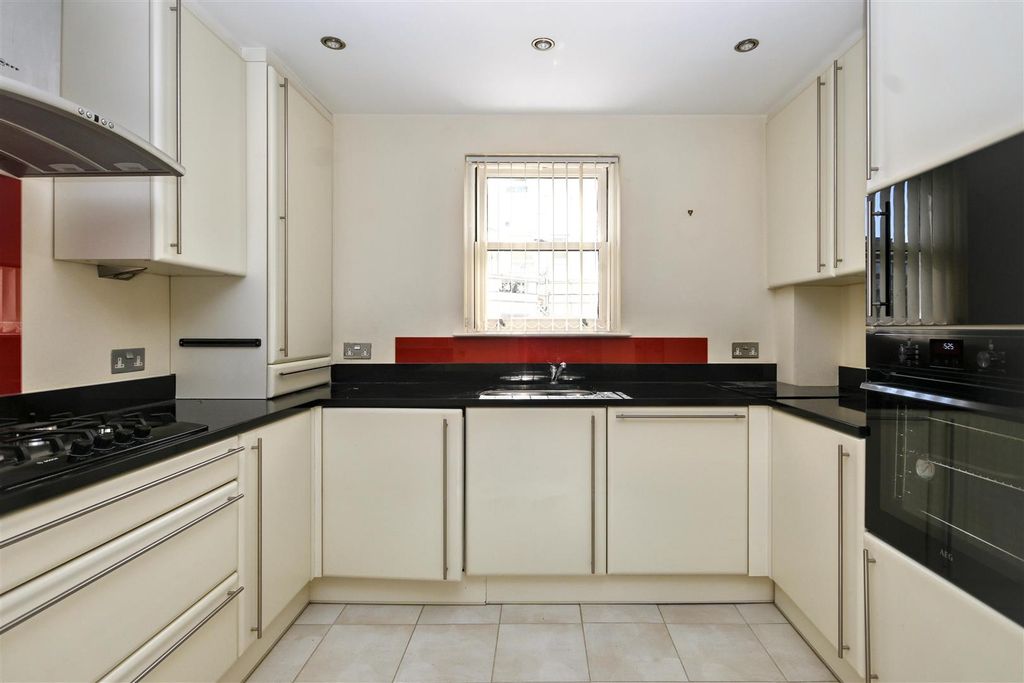 Property photo 3 of 10 Dsc_4896.Jpg