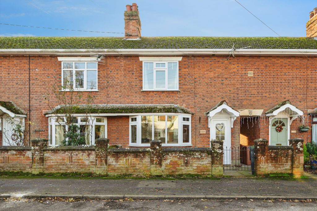 Property photo 1 of 18