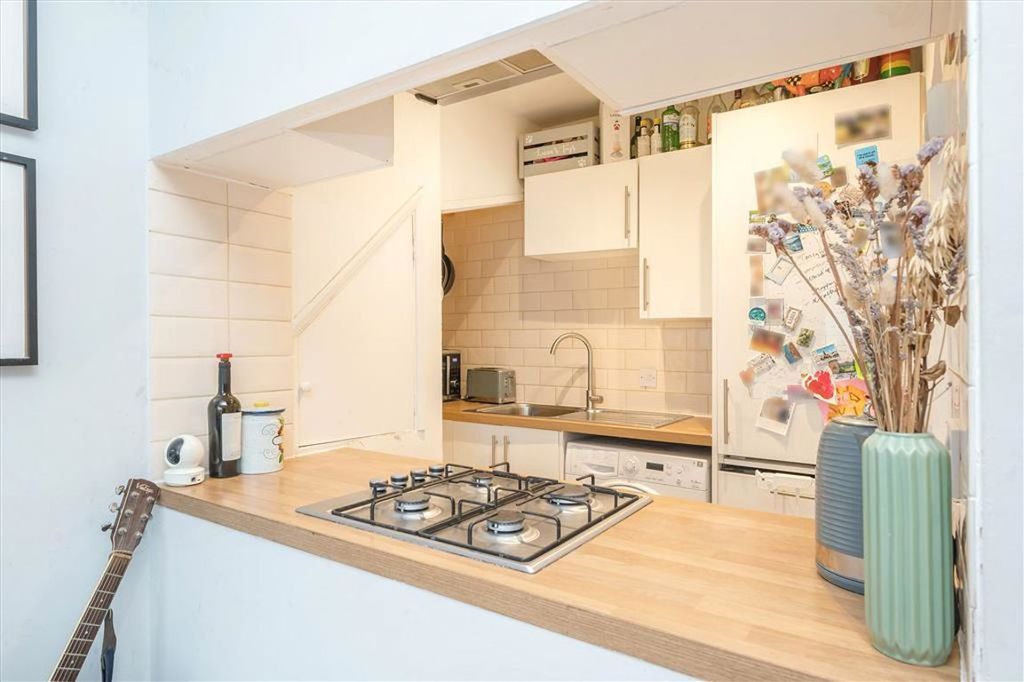 Property photo 2 of 7